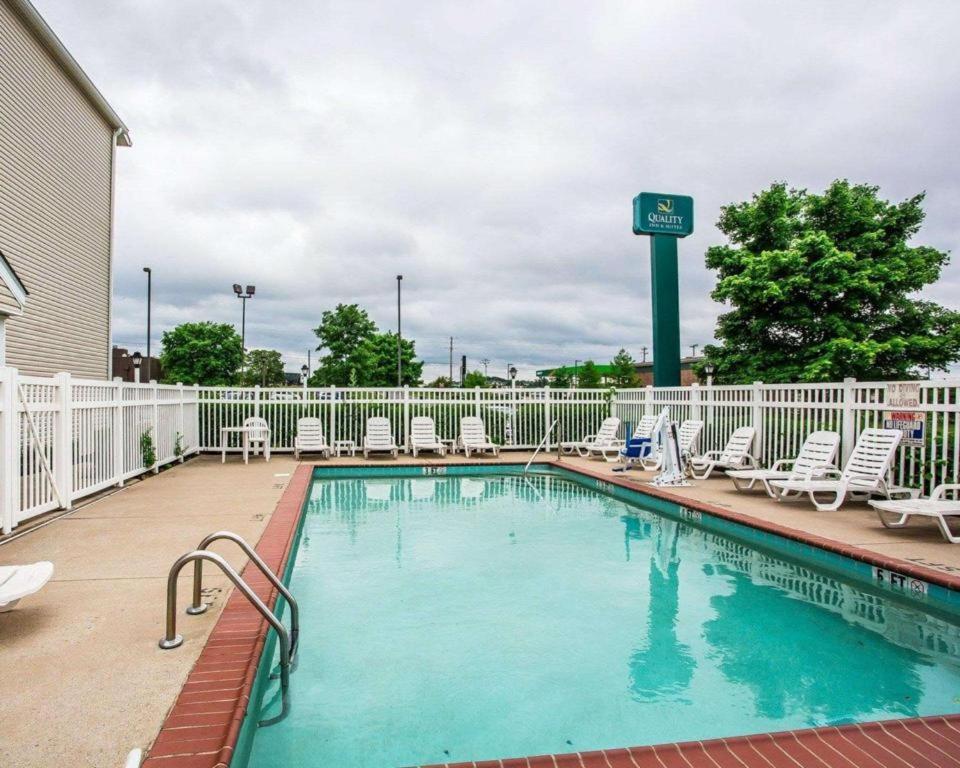 Quality Inn & Suites Mount Juliet Exterior foto